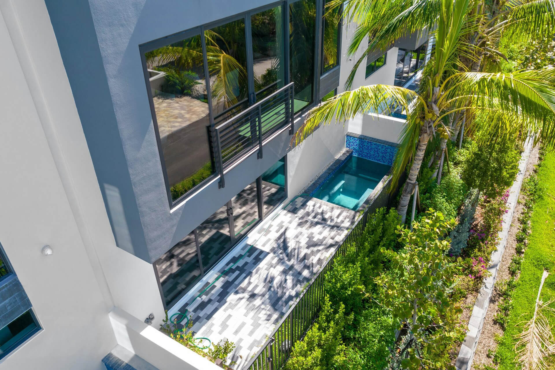 Project Detail Gallery