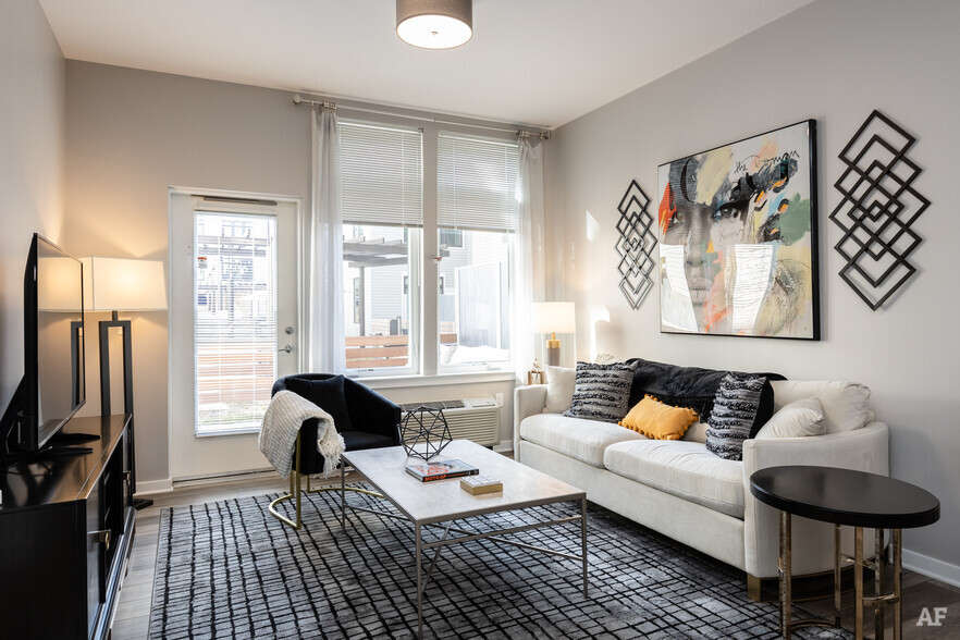 Project Detail Gallery