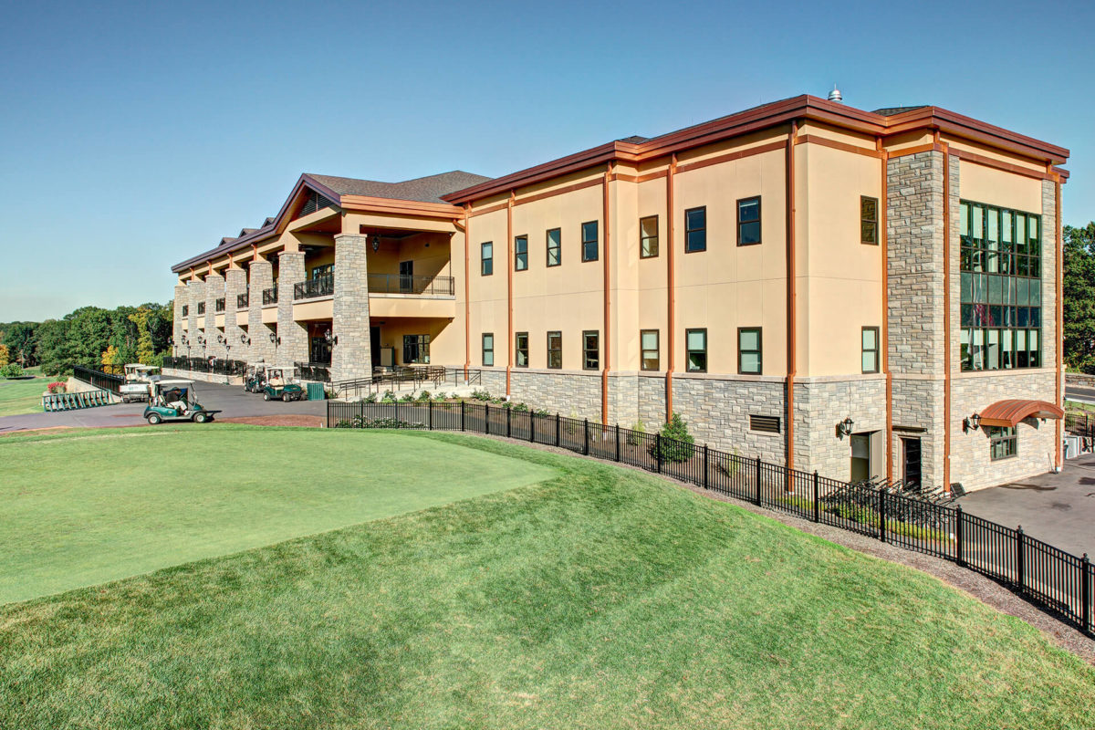 GallopingHill-Golf-Exterior-2-1200x800